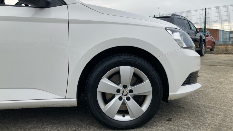 Skoda Fabia 1.2 TSI SE 5dr DSG Petrol Hatchback